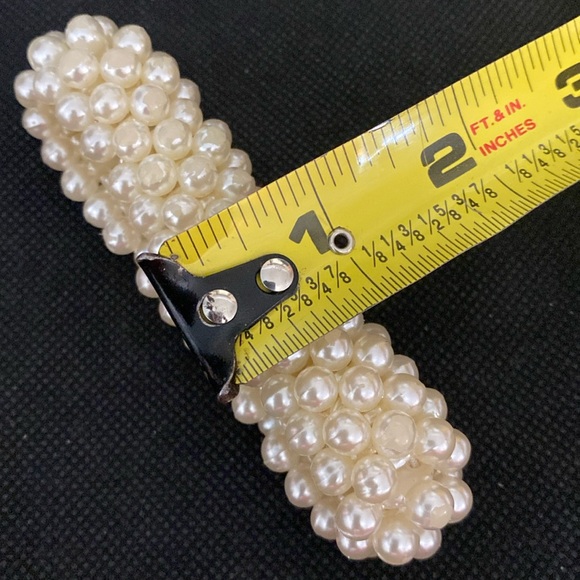 Vintage 1” expandable mixed pearl bracelet/cuff - Picture 5 of 7